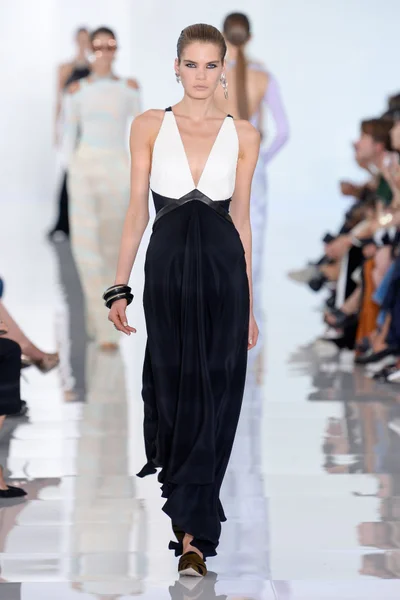 Look 29